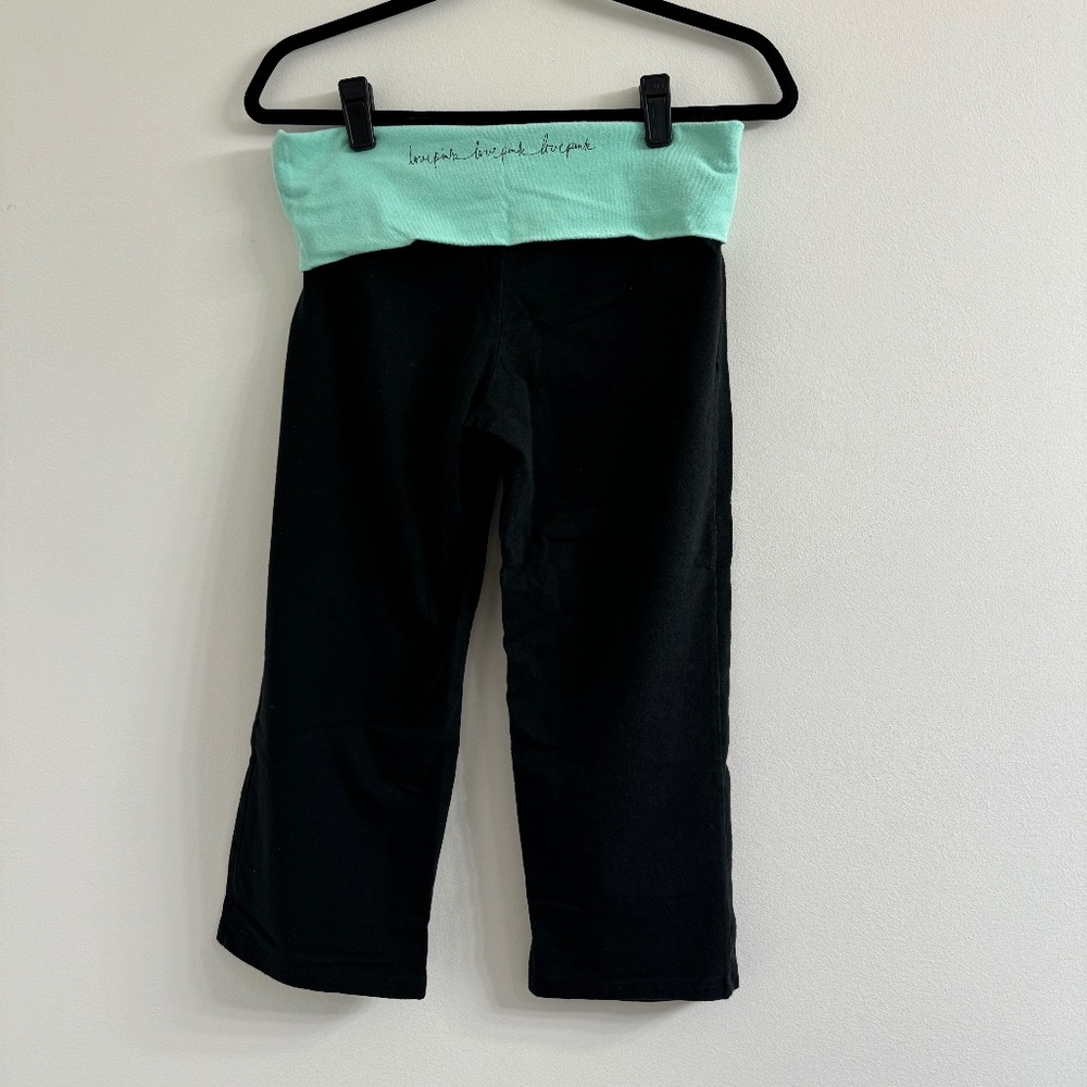 Victoria Secret Pink Cropped Active Leggings